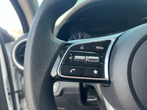 Certified 2023 Kia Forte LXS FWD image 17