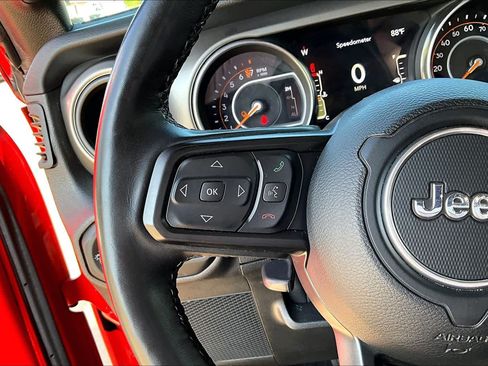 Used 2021 Jeep Gladiator Sport AWD/4WD image 22