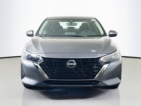 Used 2025 Nissan Sentra SV w/ All-Weather Package FWD image 2