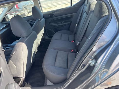 Used 2025 Nissan Altima 2.5 SV FWD image 25