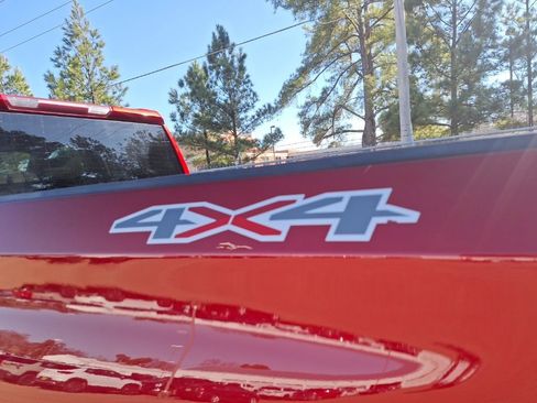 Used 2022 Chevrolet Silverado 1500 Custom w/ Safety Confidence Package image 28