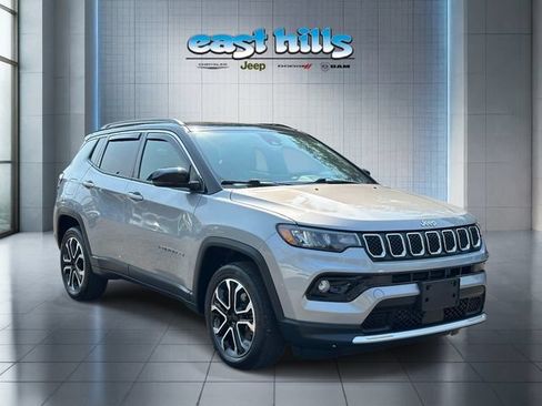 Used 2023 Jeep Compass Limited w/ Sun and Sound Group AWD/4WD image 1