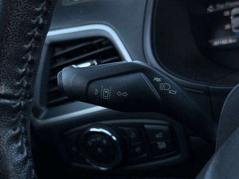 Used 2022 Ford Edge SEL w/ Convenience Package image 31