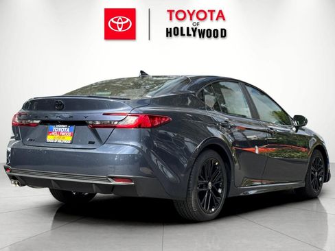 New 2026 Toyota Camry SE FWD image 4