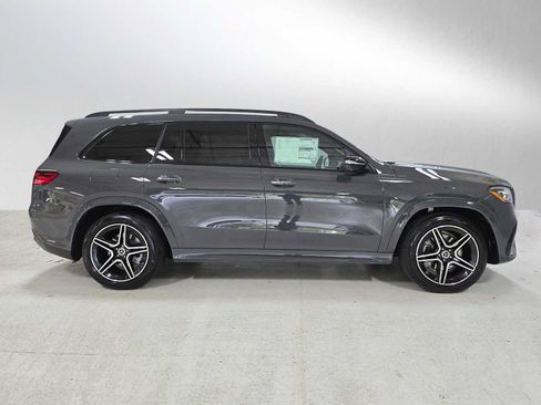 New 2026 Mercedes-Benz GLS 450 4MATIC image 2