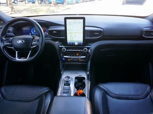 Certified 2022 Ford Explorer ST w/ Equipment Group 401A image 5