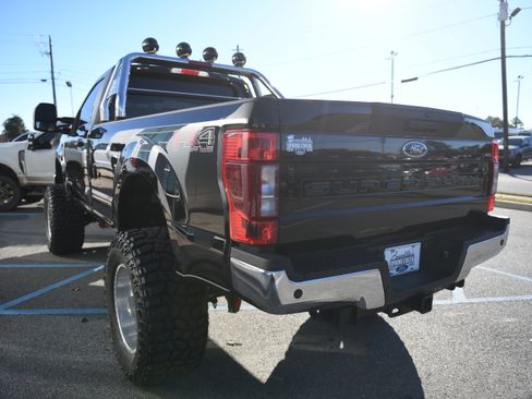 Used 2022 Ford F350 XLT w/ XLT Value Package image 7