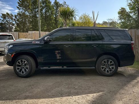 Used 2022 Chevrolet Tahoe Z71 w/ Luxury Package image 5