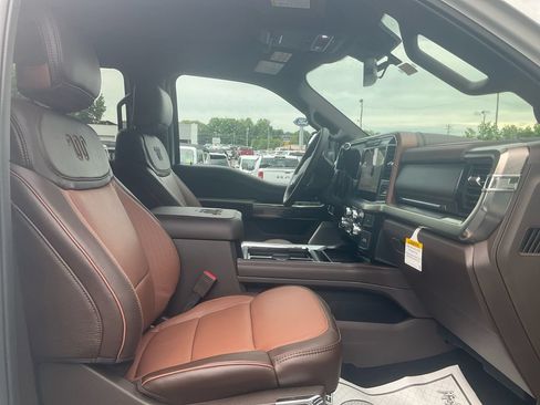 New 2026 Ford F350 King Ranch w/ FX4 Off-Road Package AWD/4WD image 12