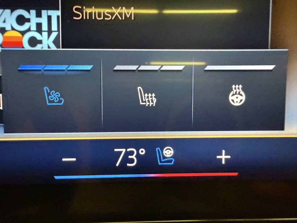 Used 2024 BMW X5 xDrive40i w/ M Sport Package AWD/4WD image 26