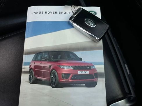 Used 2020 Land Rover Range Rover Sport HSE image 18