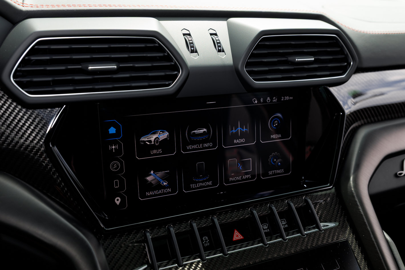Used 2024 Lamborghini Urus S AWD/4WD image 36