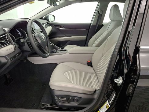 Certified 2024 Toyota Camry SE image 11