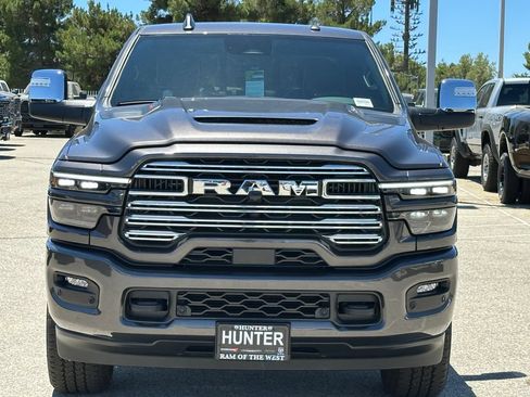 New 2026 RAM 2500 Laramie w/ Sport Appearance Package AWD/4WD image 12