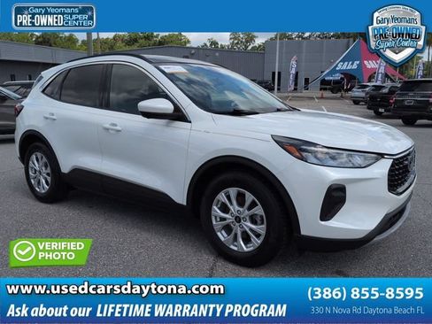 Used 2023 Ford Escape Active w/ Tech Pack #2 FWD image 1