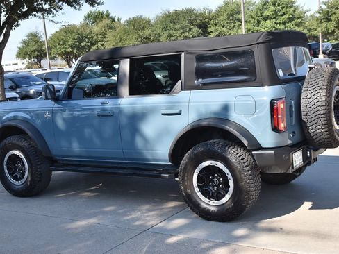 Certified 2023 Ford Bronco Outer Banks w/ Sasquatch Package AWD/4WD image 11