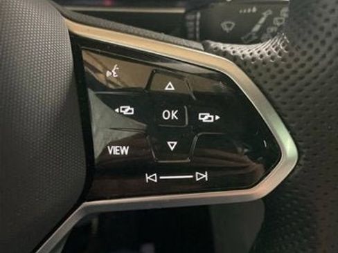 Certified 2024 Volkswagen Tiguan SE R-Line AWD/4WD image 19