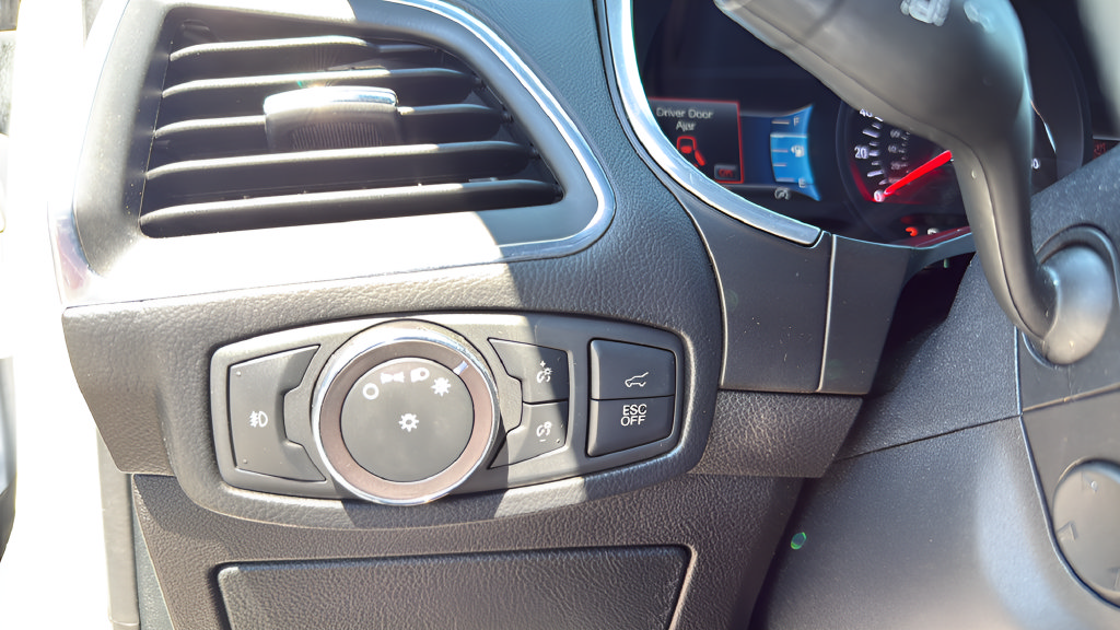 Used 2019 Ford Edge ST w/ Equipment Group 401A AWD/4WD image 21