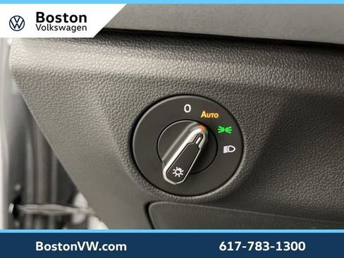 New 2026 Volkswagen Jetta SE FWD image 20