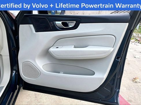 Used 2023 Volvo XC60 B5 Plus w/ Climate Package image 25
