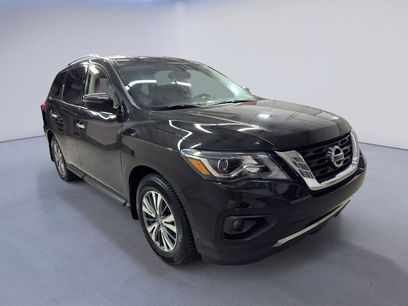Used 2020 Nissan Pathfinder SV