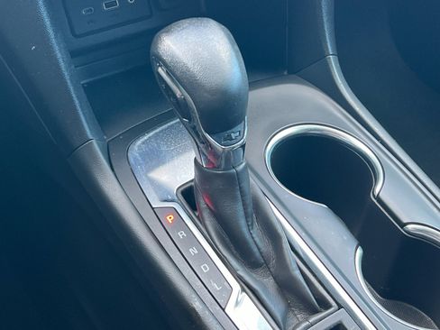 Used 2022 Chevrolet Equinox LT FWD image 21
