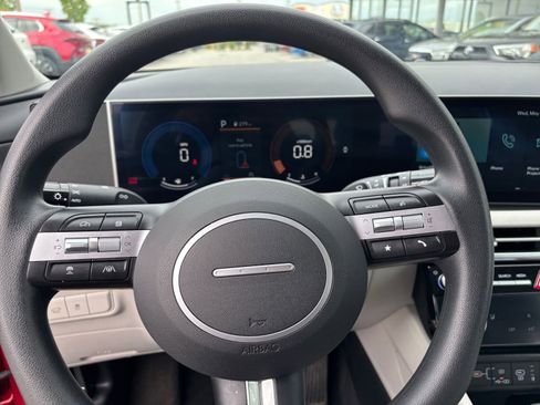 Used 2025 Hyundai Tucson SEL FWD image 29