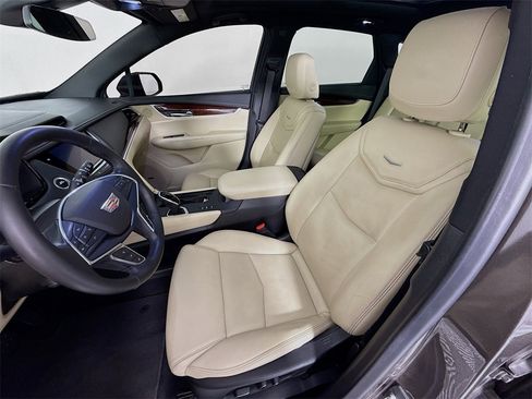 Used 2019 Cadillac XT5 Premium Luxury image 5