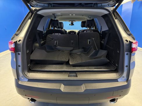 Used 2018 Chevrolet Traverse LT image 29