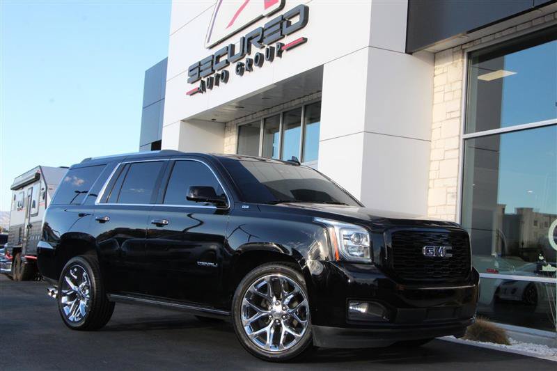 Used 2019 GMC Yukon Denali w/ Denali Ultimate Package AWD/4WD image 1