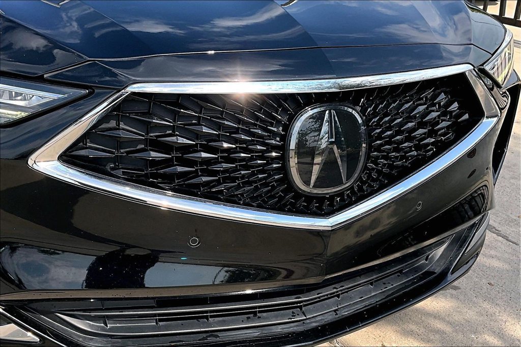 Used 2023 Acura MDX w/ Technology Package AWD/4WD image 33