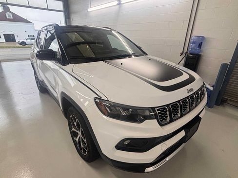 Certified 2024 Jeep Compass Limited w/ Mopar Graphics Package AWD/4WD image 2