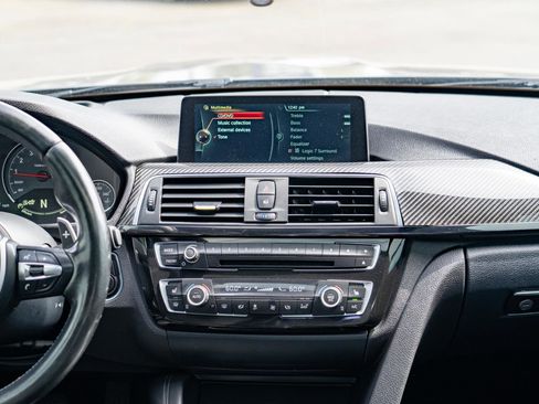 Used 2016 BMW M3 Sedan RWD image 21