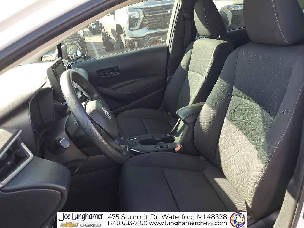 Used 2023 Toyota Corolla LE FWD image 18
