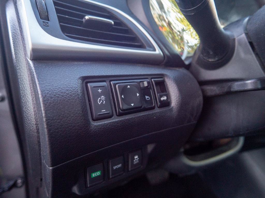 Used 2018 Nissan Sentra S FWD image 14