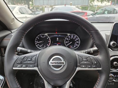 Used 2021 Nissan Sentra SR FWD image 8
