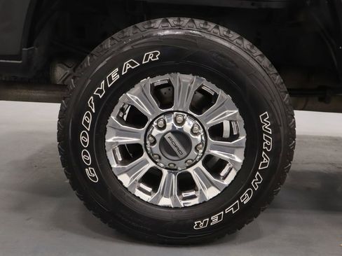 Used 2019 Ford F250 XLT w/ XLT Premium Package AWD/4WD image 27