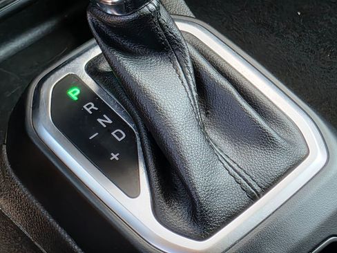 Used 2020 Jeep Renegade Latitude image 35