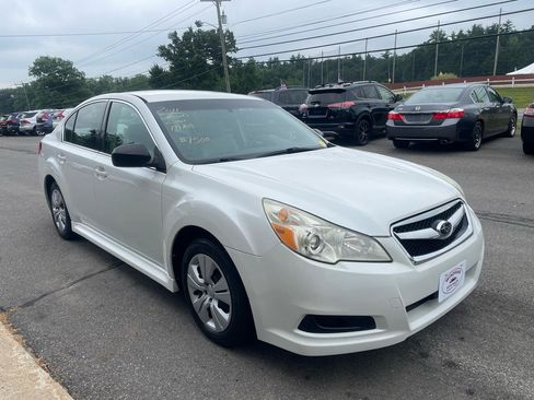 Used 2011 Subaru Legacy 2.5i AWD/4WD image 3