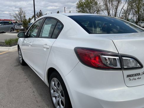 Used 2012 MAZDA MAZDA3 i Sport FWD image 5