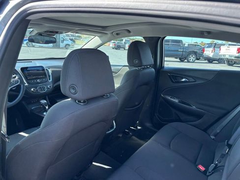 Used 2023 Chevrolet Malibu LT FWD image 29