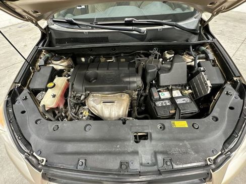 Used 2012 Toyota RAV4 FWD w/ Value Pkg image 28