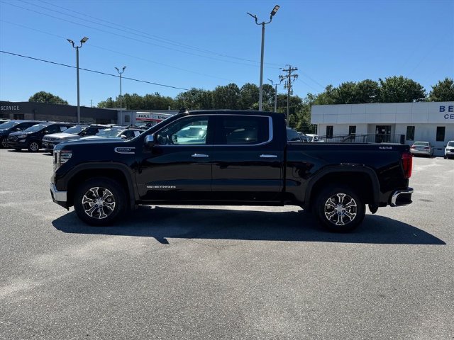 Used 2025 GMC Sierra 1500 SLT AWD/4WD image 7