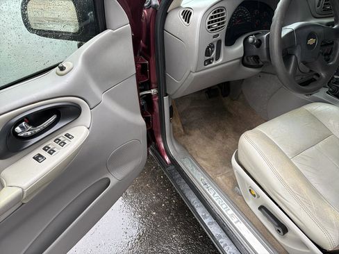 Used 2007 Chevrolet TrailBlazer LS RWD image 10