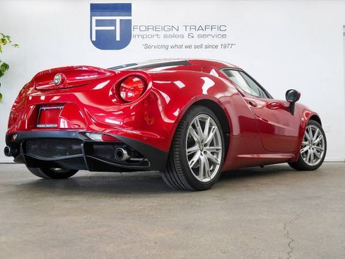 Used 2016 Alfa Romeo 4C Coupe w/ Convenience Group - Coupe RWD image 29