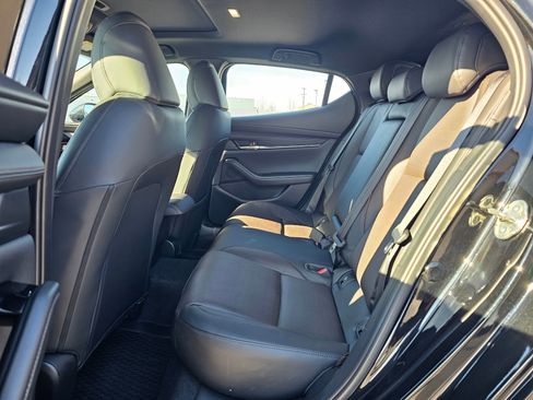 Used 2025 MAZDA MAZDA3 Hatchback w/Premium Plus Pkg image 46