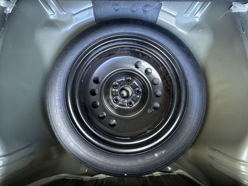 Used 2022 Subaru Legacy Limited image 47