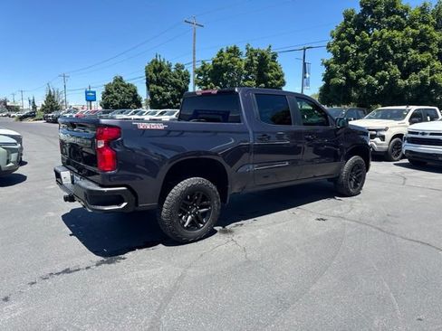 Used 2023 Chevrolet Silverado 1500 LT Trail Boss w/ Protection Package AWD/4WD image 7
