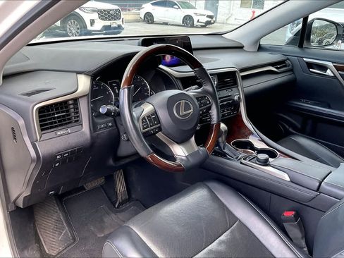 Used 2019 Lexus RX 350 FWD image 2