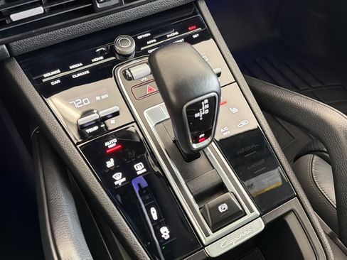 Used 2019 Porsche Cayenne S AWD/4WD image 19